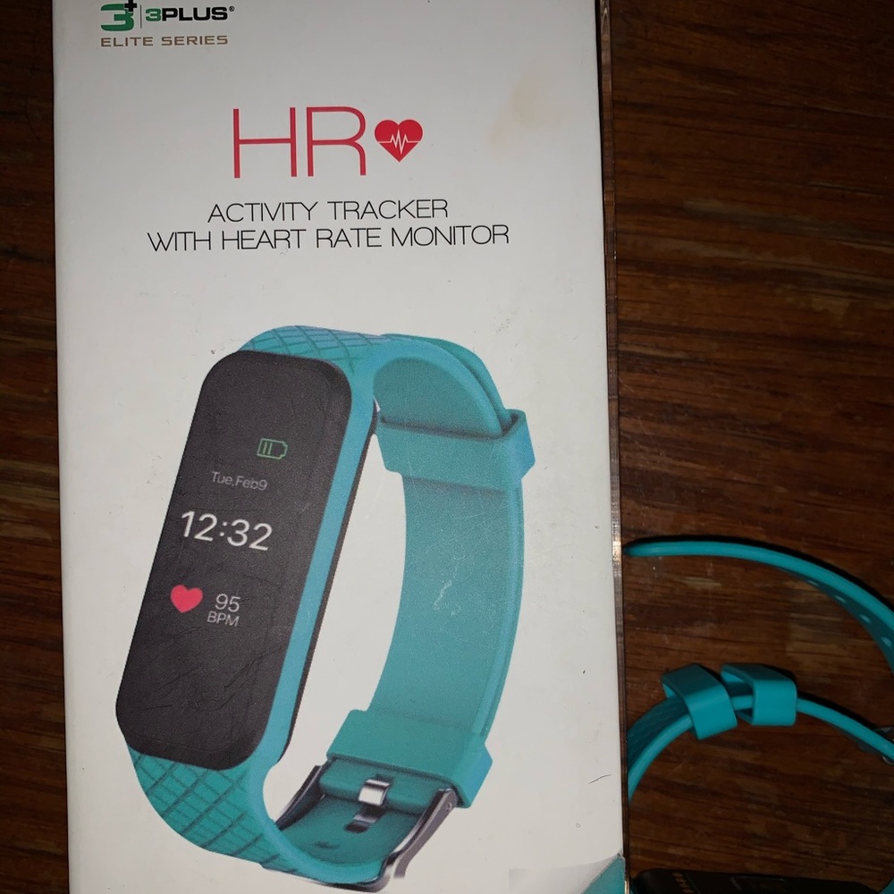 3 plus HR fitness tracker